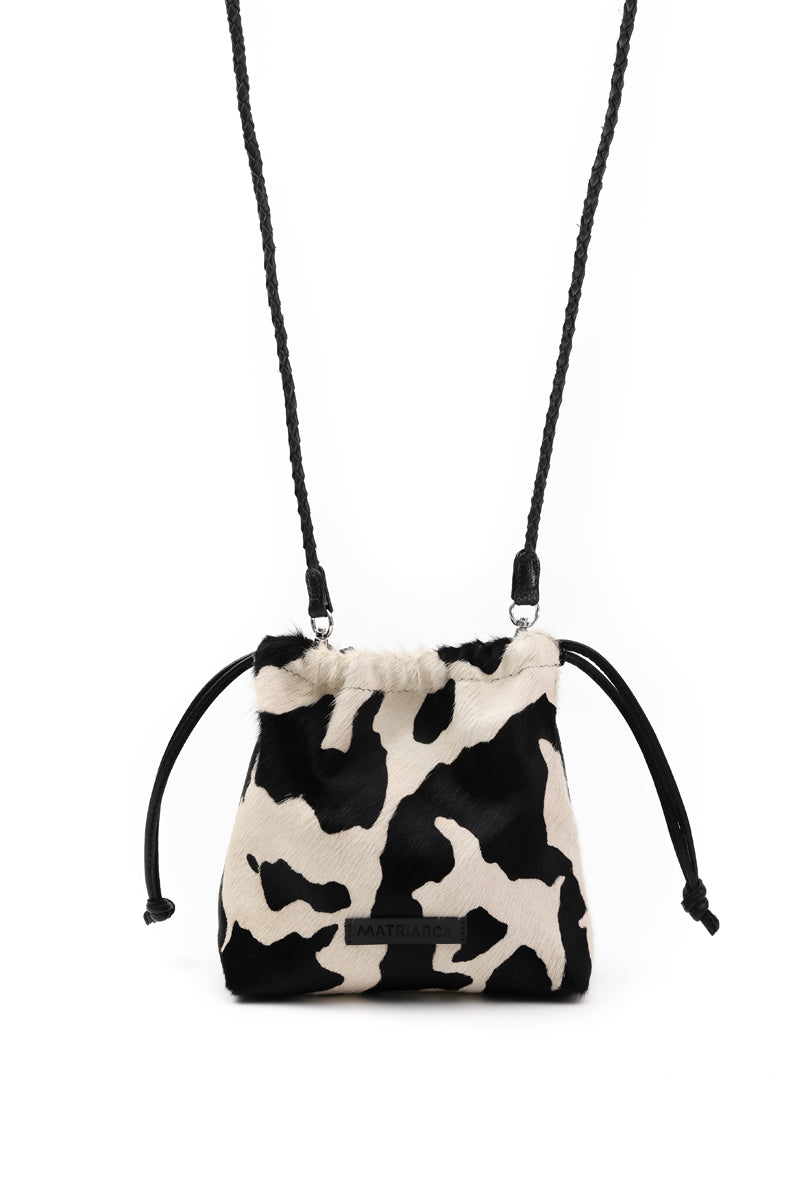 Cartera Clara <br/> Pelo Vaca con Negro