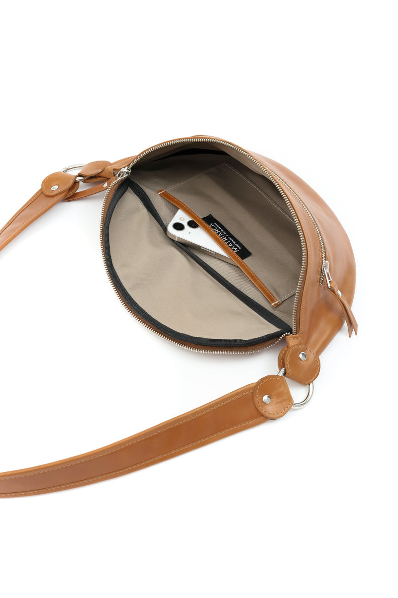 Riñonera Filippa <br/> Camel lisa