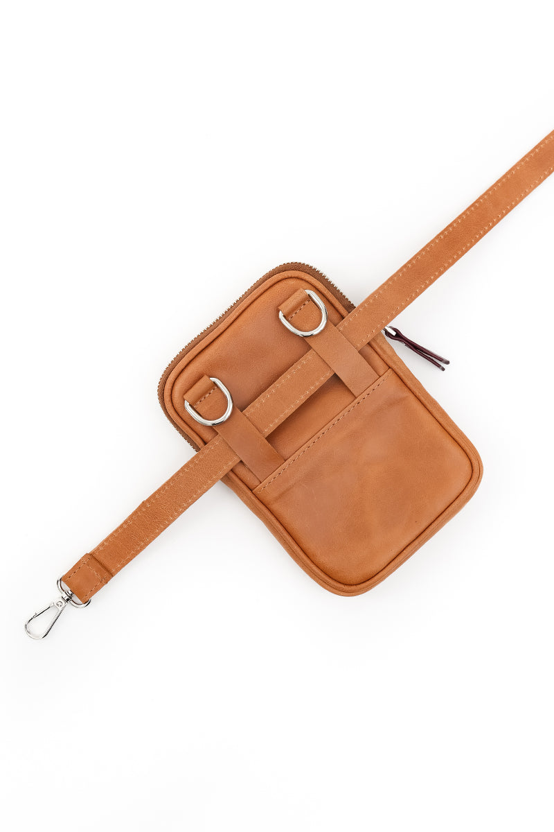 Porta celular Mae <br/> camel con burdeo