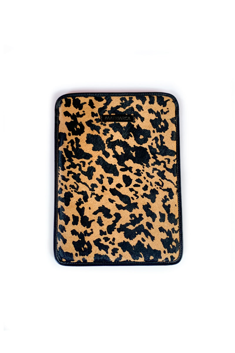 Funda Notebook <br/> pelo manchas
