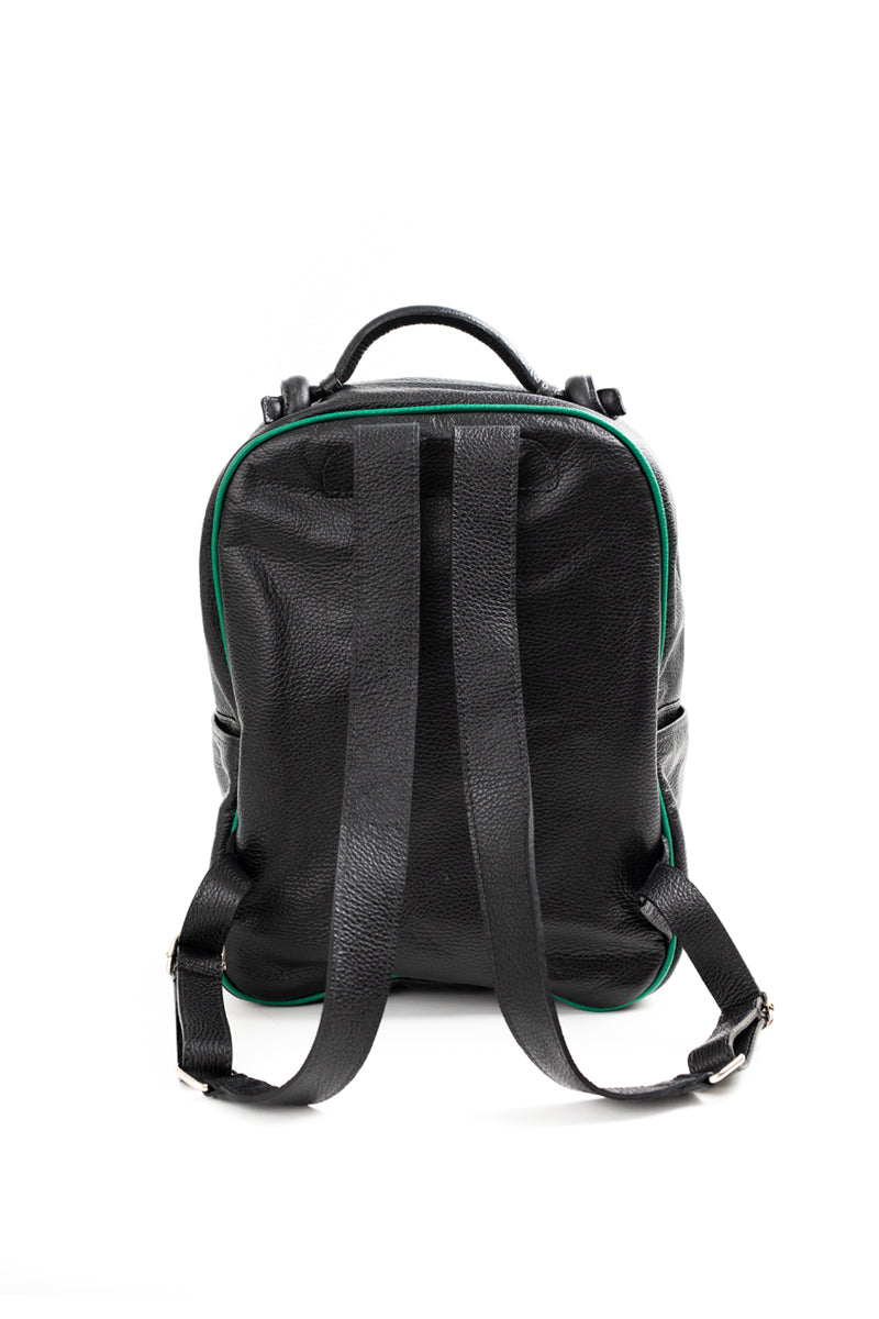 Mochila Olivia <br/> Negra con vivo Verde