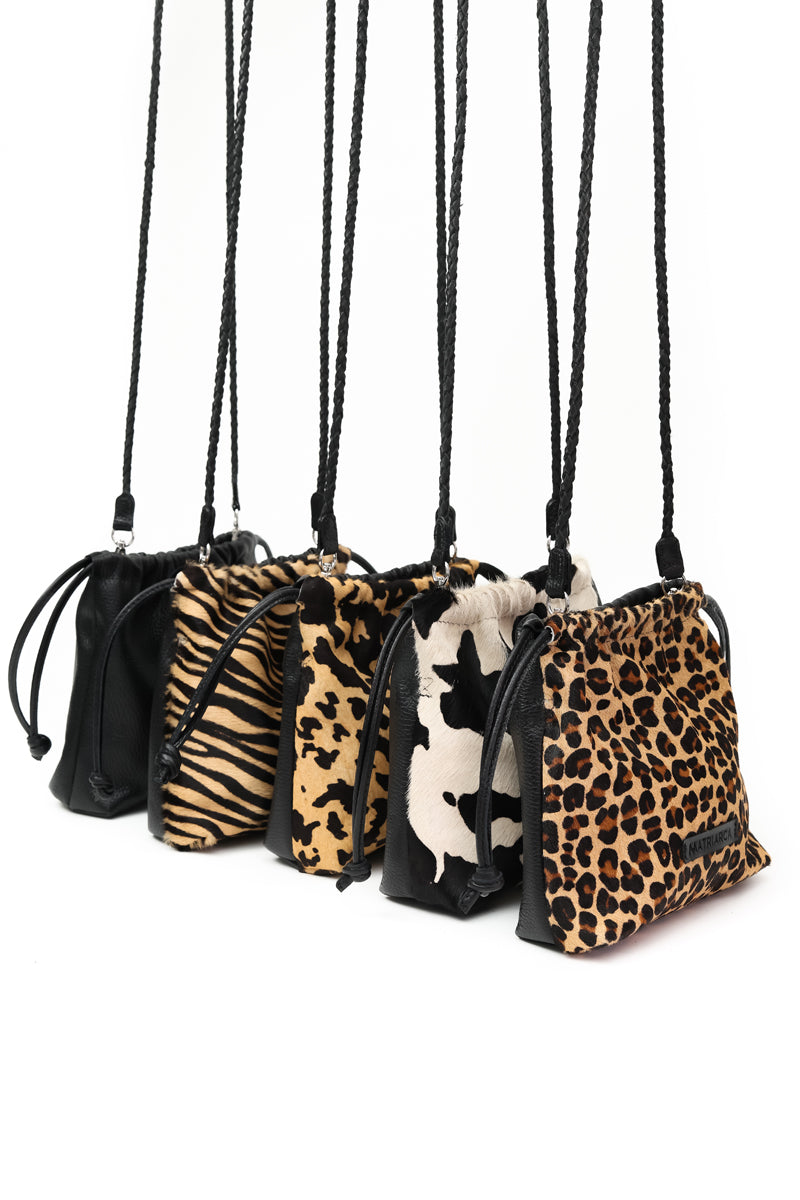 Cartera Clara &lt;br/&gt; Pelo Leopardo con Negro