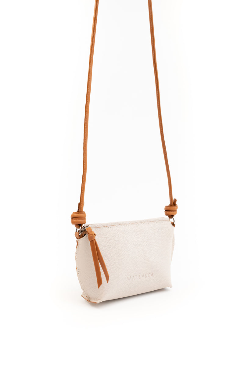 Cartera Lia &lt;br/&gt; Marfil con camel