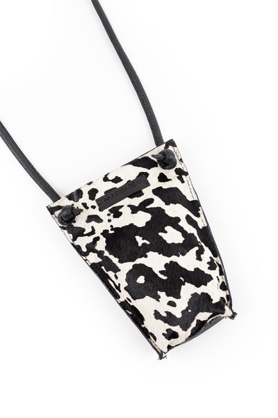Porta celular Sofía <br/> pelo vaca