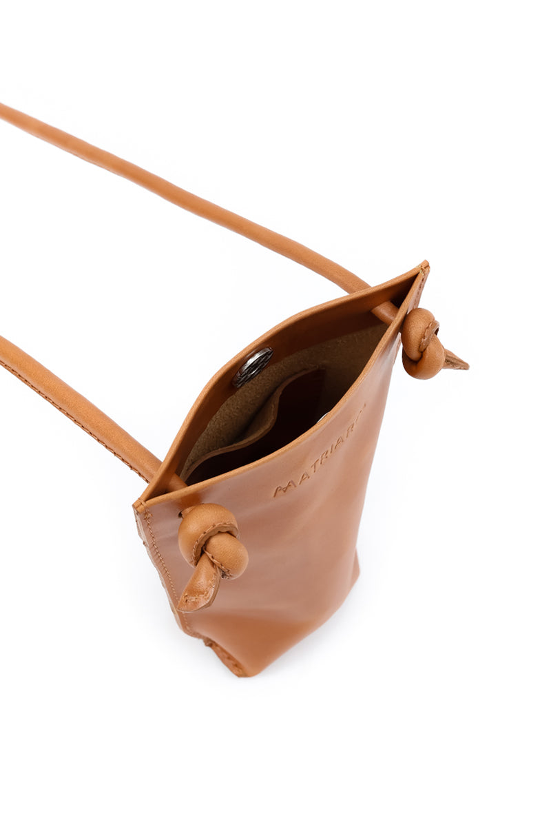 Porta celular NUEVO Sofía <br/> camel