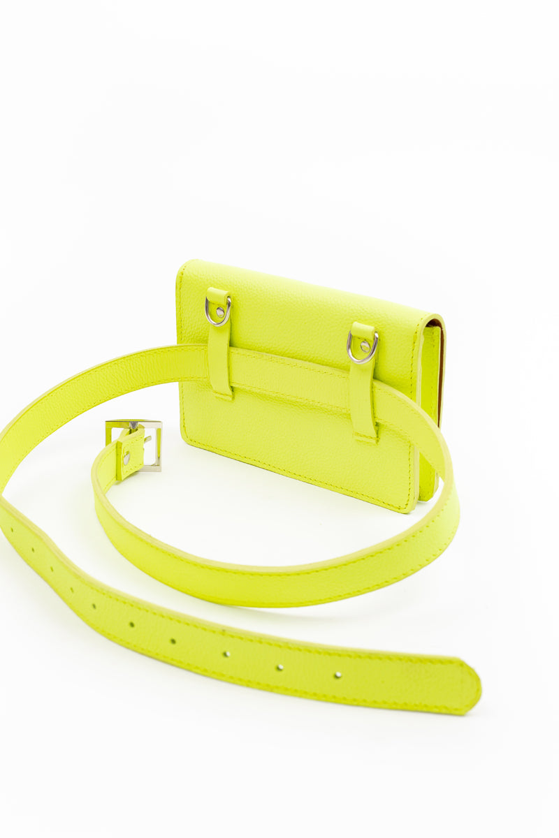 Banano / Cartera Isidora<br/> Lima fluor