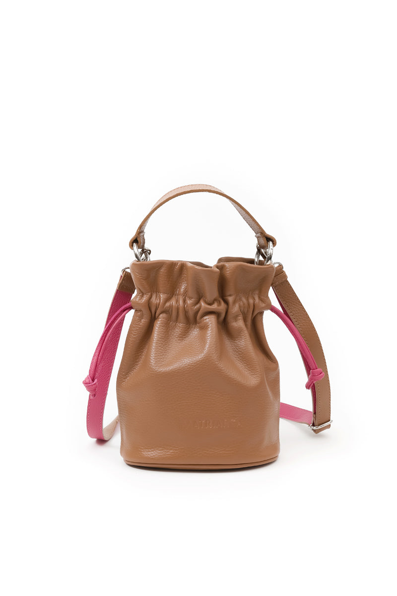 Cartera Aurora <br/> Camel con fucsia