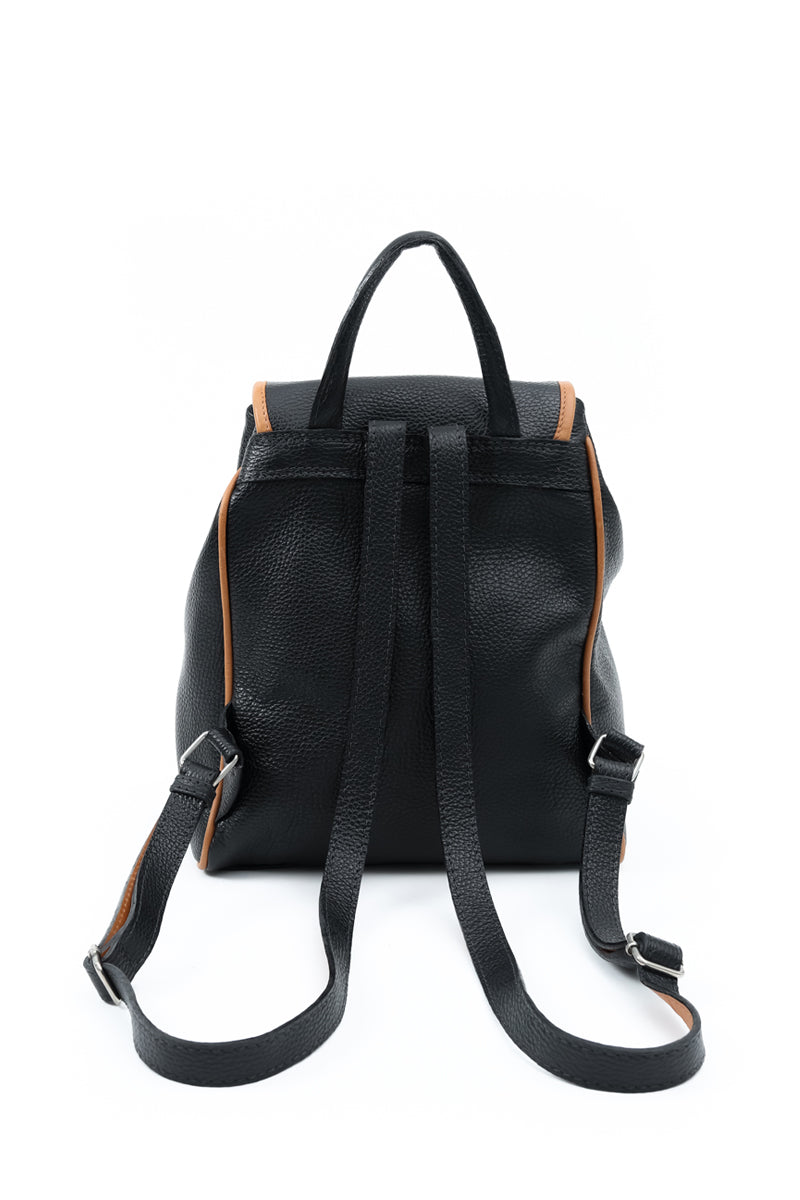 Mochila Irene <br/> Negra con vivo Camel
