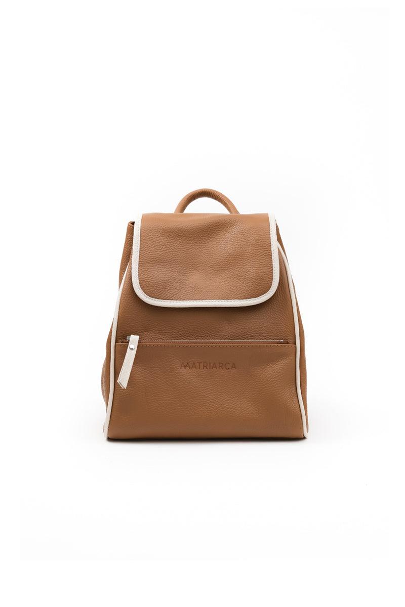 Mochila Irene <br/> Camel con vivo Marfil
