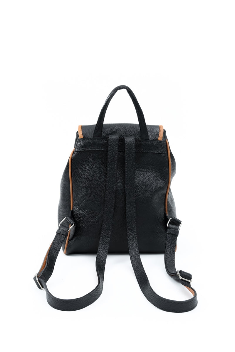 Mochila Irene <br/> Negra con vivo Camel