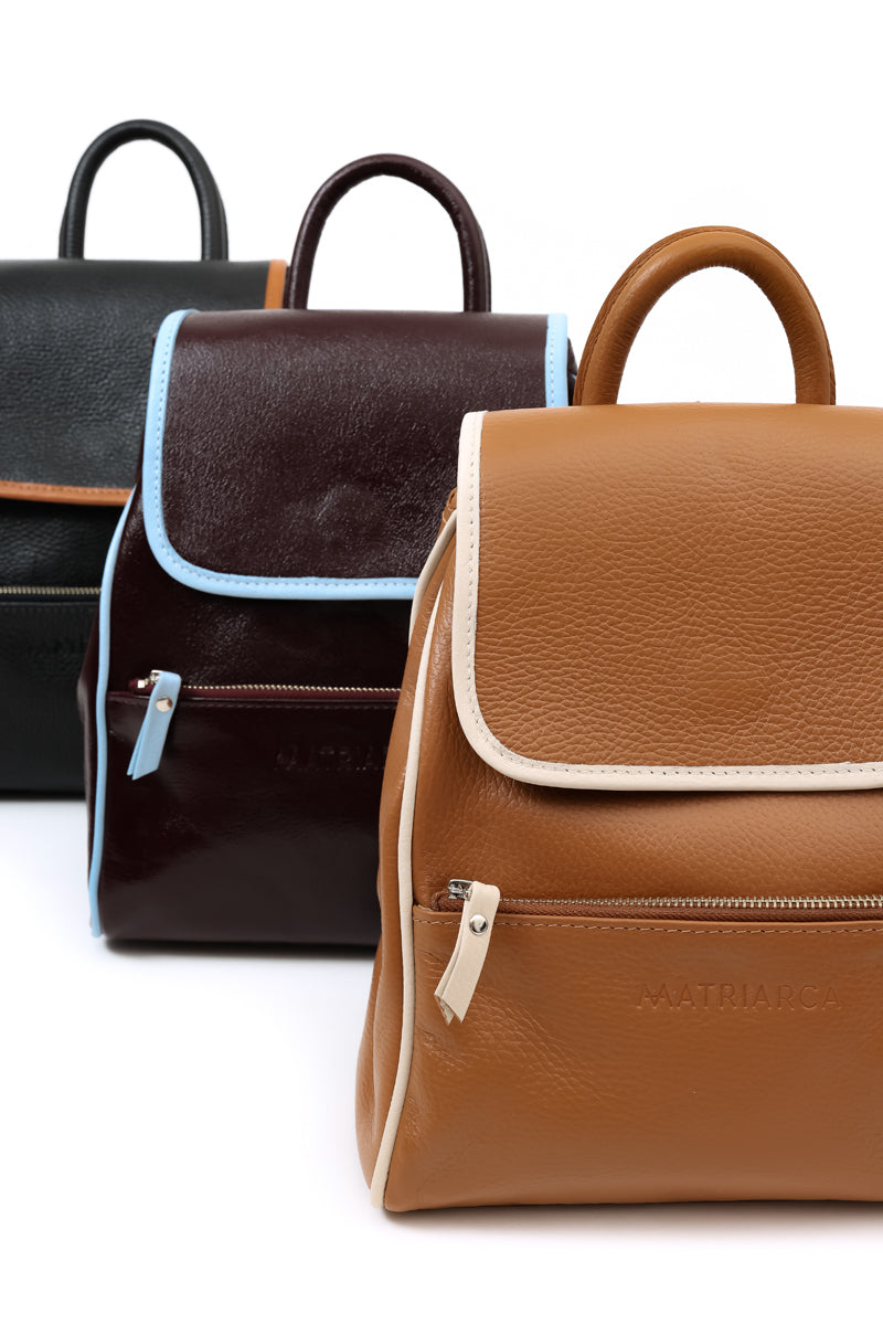 Mochila Irene <br/> Camel con vivo Marfil