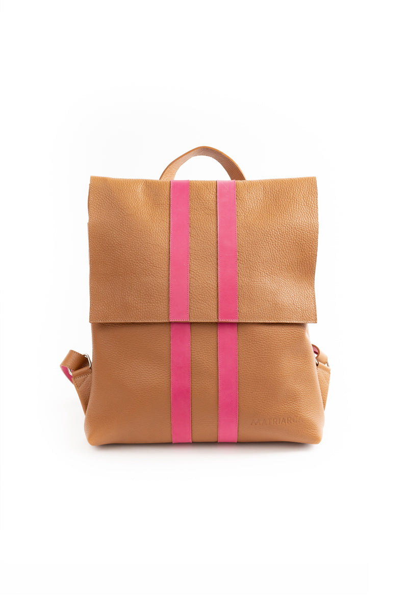 Mochila Simone <br/> Camel con fucsia