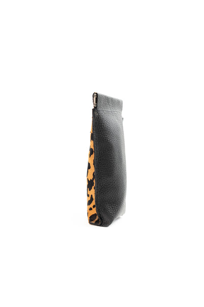 Estuche Ari <br/> Pelo Manchas