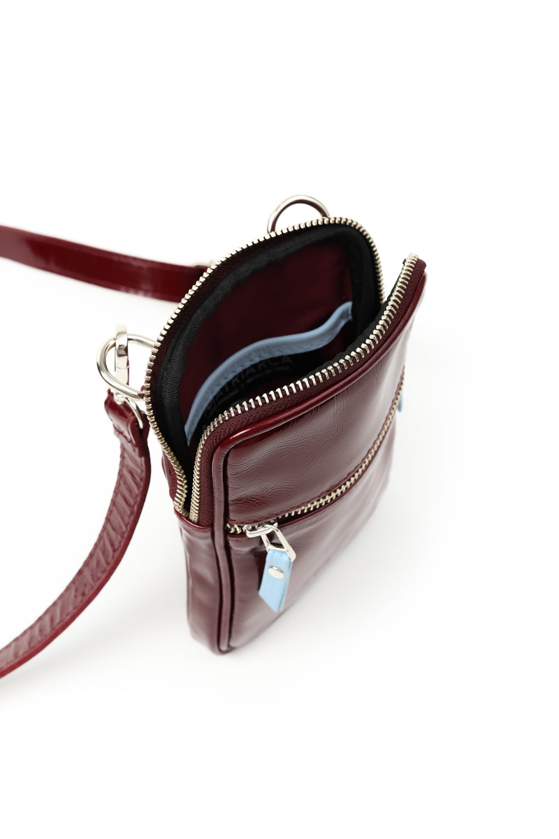 Porta celular Mae <br/> richato burdeo con celeste