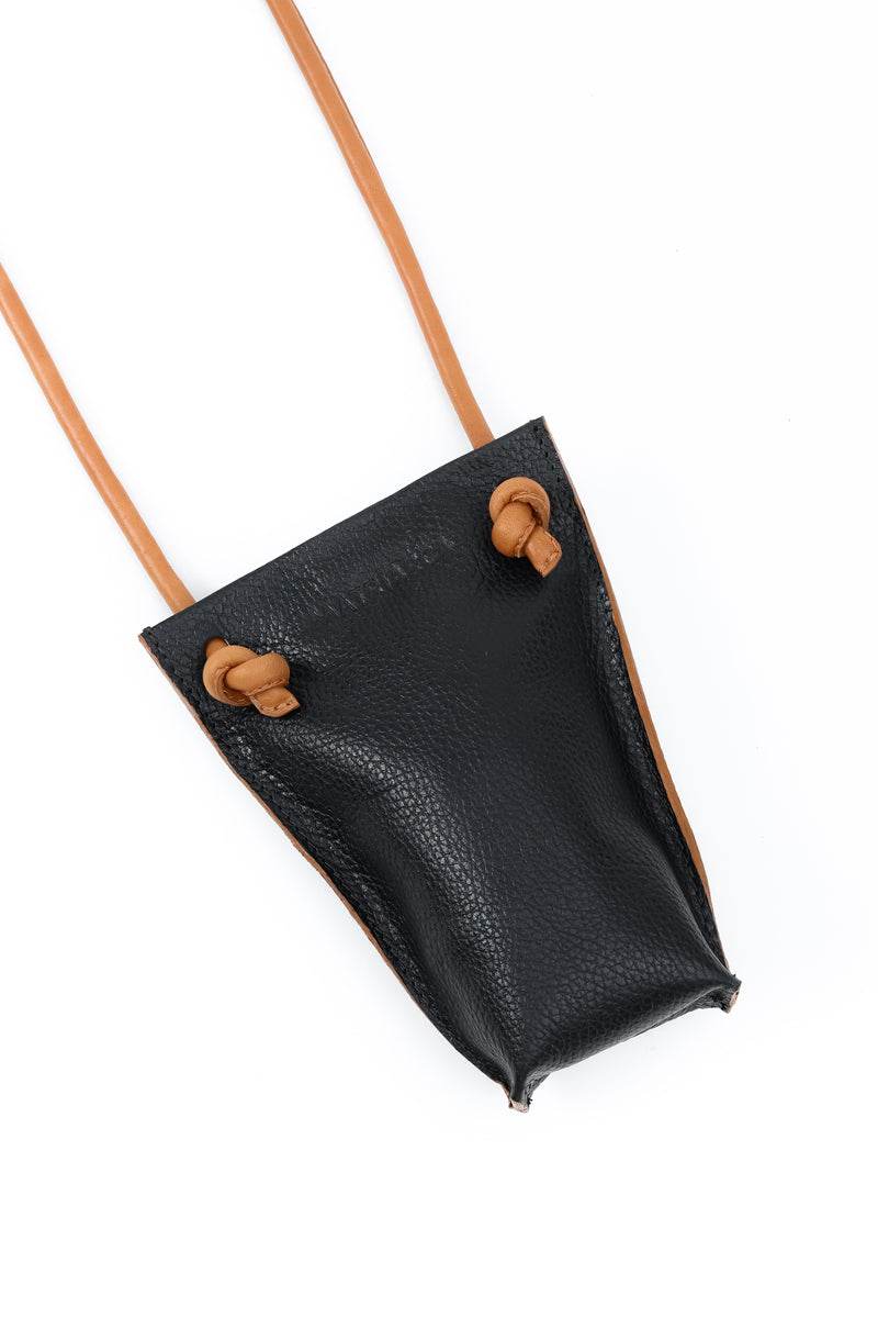 Porta celular Sofía <br/> negro con camel