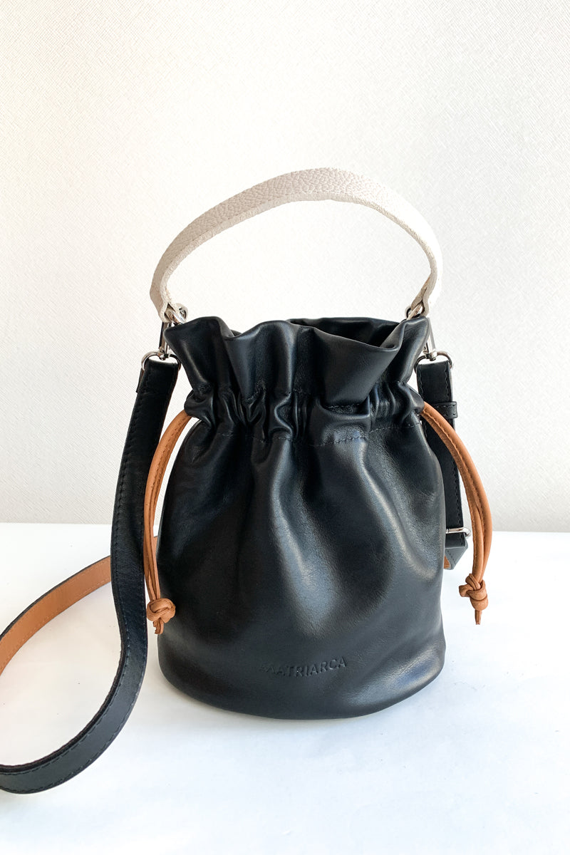 Cartera Aurora &lt;br/&gt; Negra