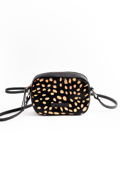 Banano / Cartera Sara <br/> Pelo Print