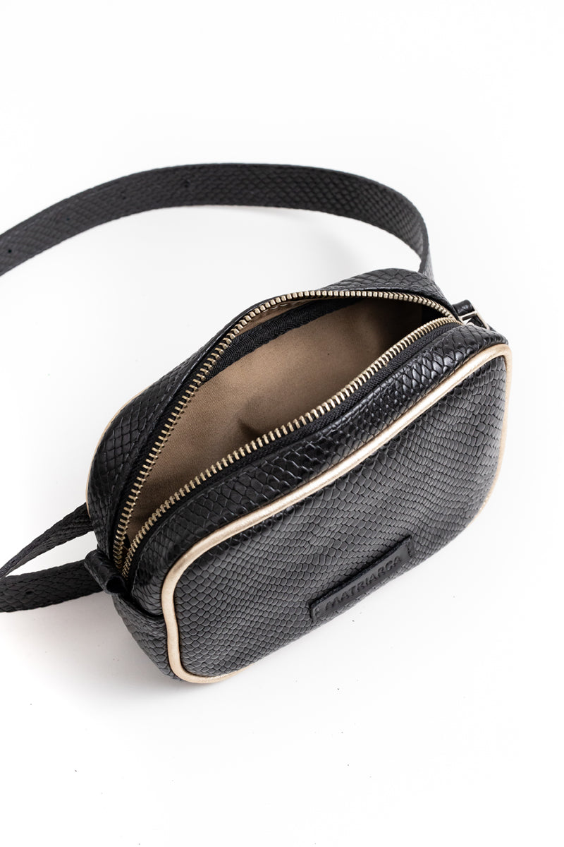 Banano / Cartera Sara Negro texturado