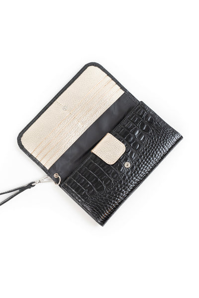 Billetera Petra <br/> Caimán negro con champaña
