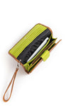 Billetera Petra <br/> Camel con verde limón