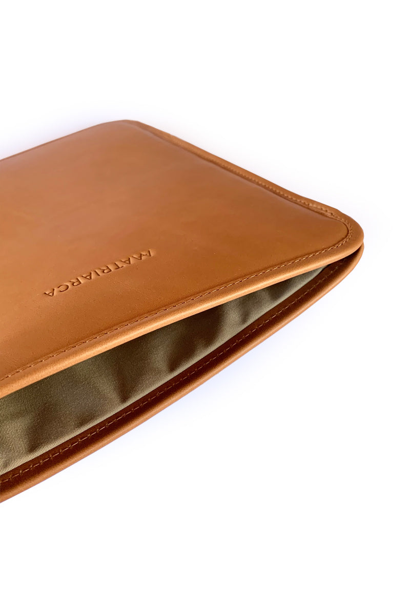 Funda Notebook <br/> camel