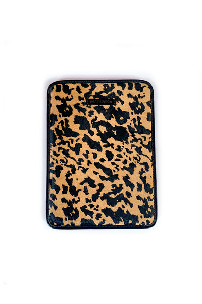 Funda Notebook <br/> pelo manchas