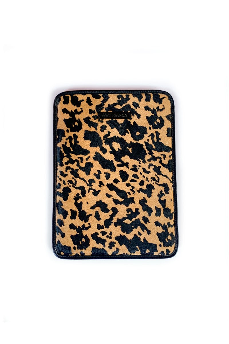 Funda IPad &lt;br/&gt; pelo manchas